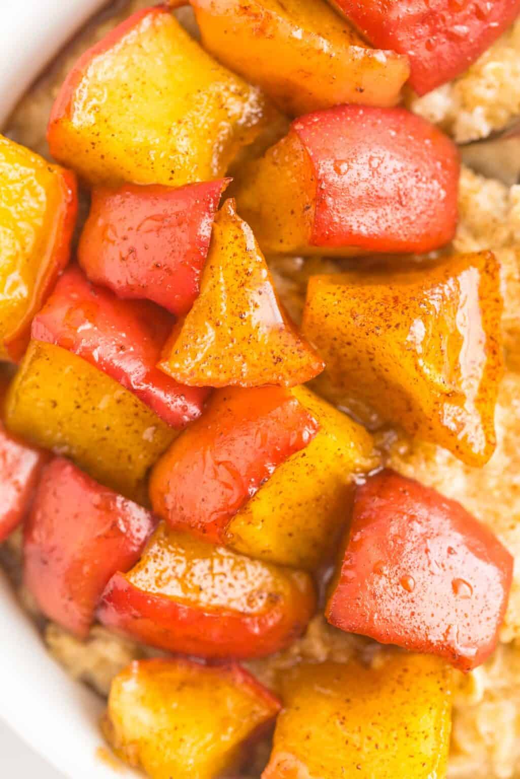 Cinnamon Apple Compote Recipe • Pancake Recipes