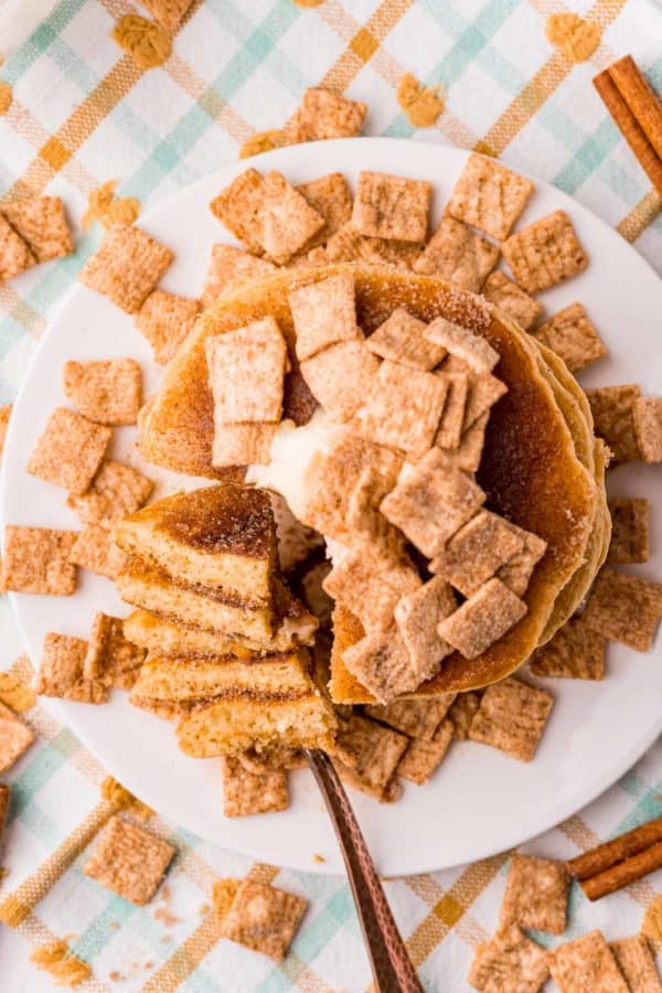 Cinnamon Toast Crunch Pancakes • Pancake Recipes