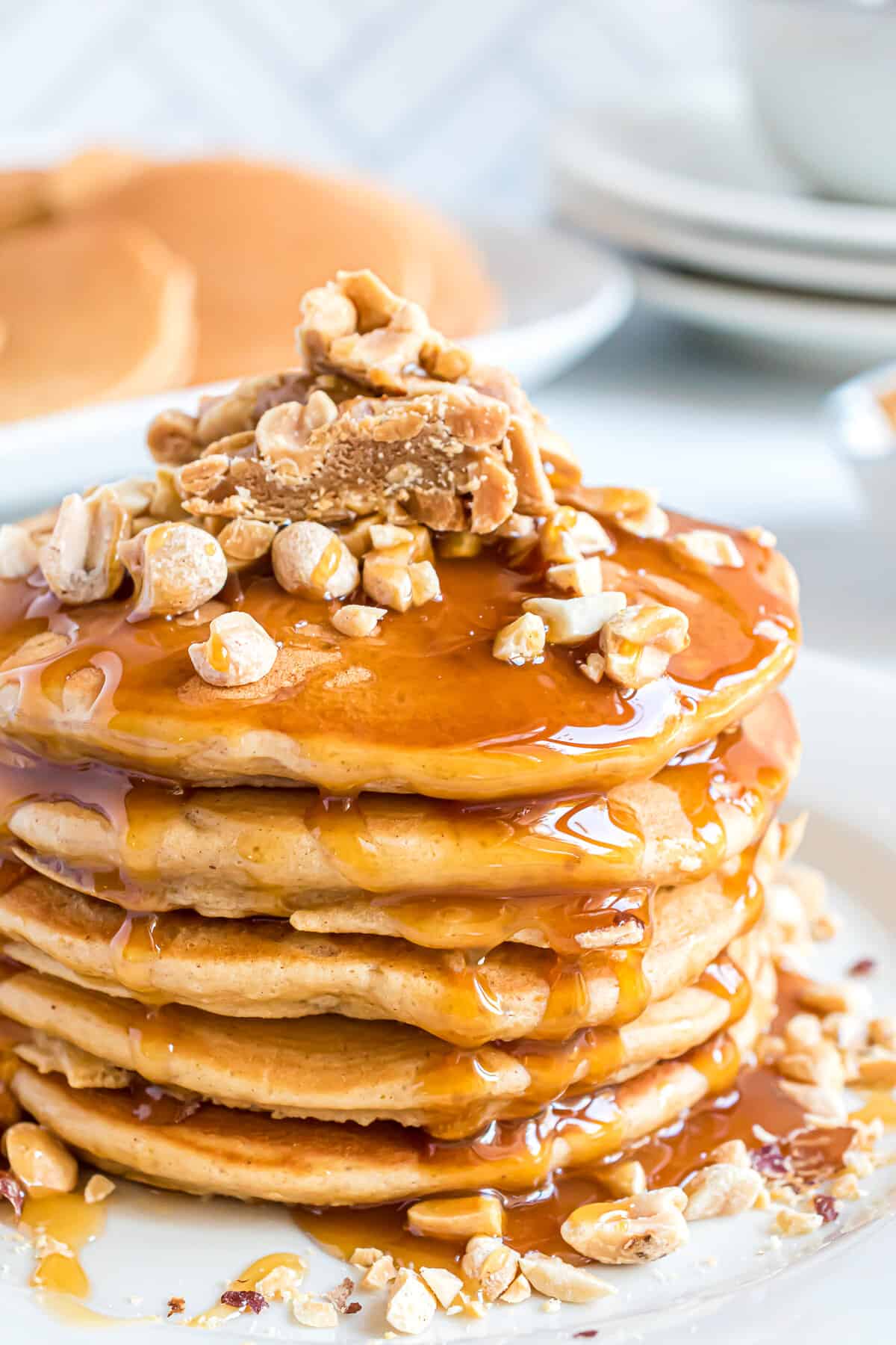 Payday pancakes with caramel and peanuts.